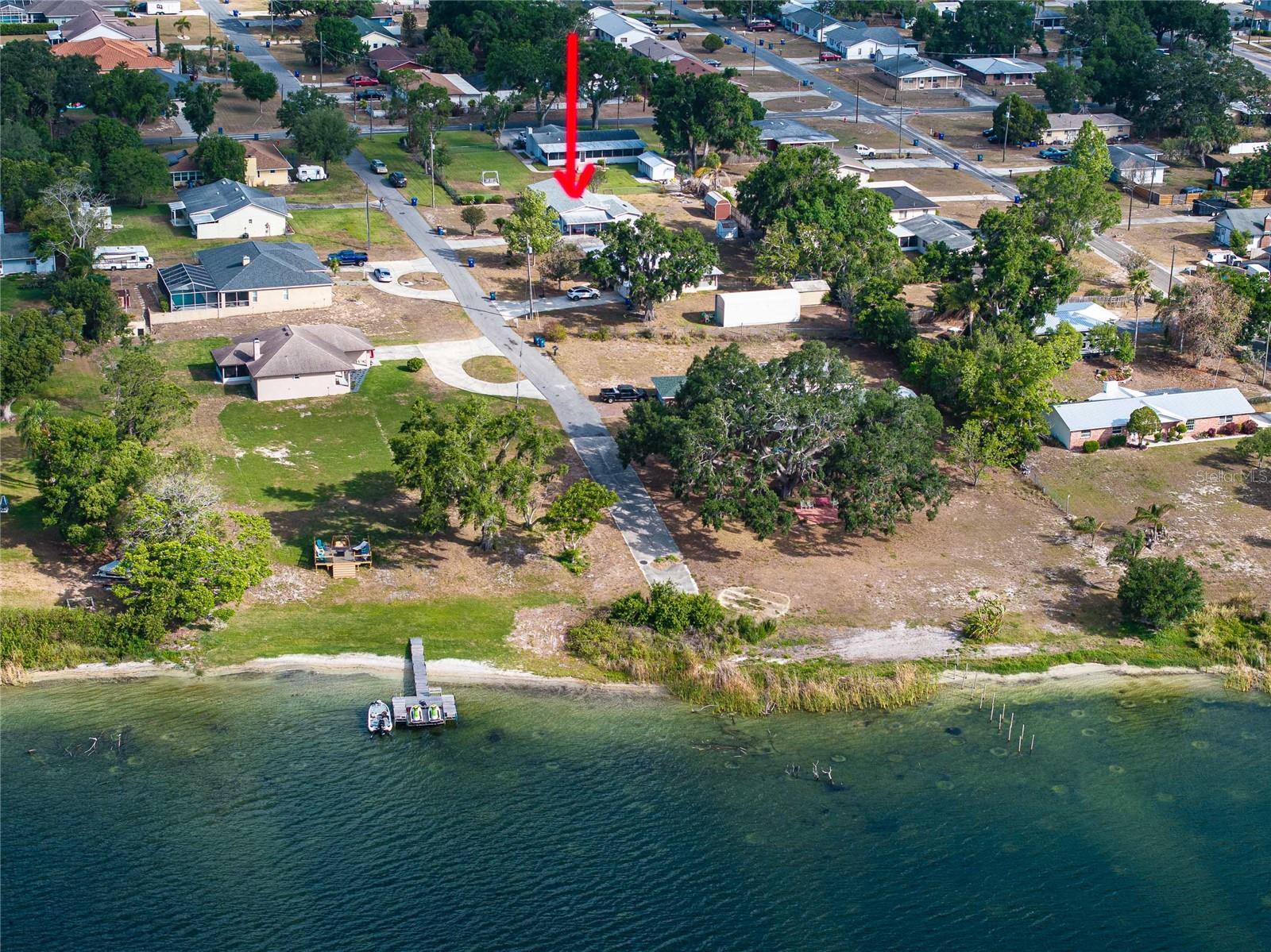 729 E Lake Ave, Eagle Lake, FL 33839 photo