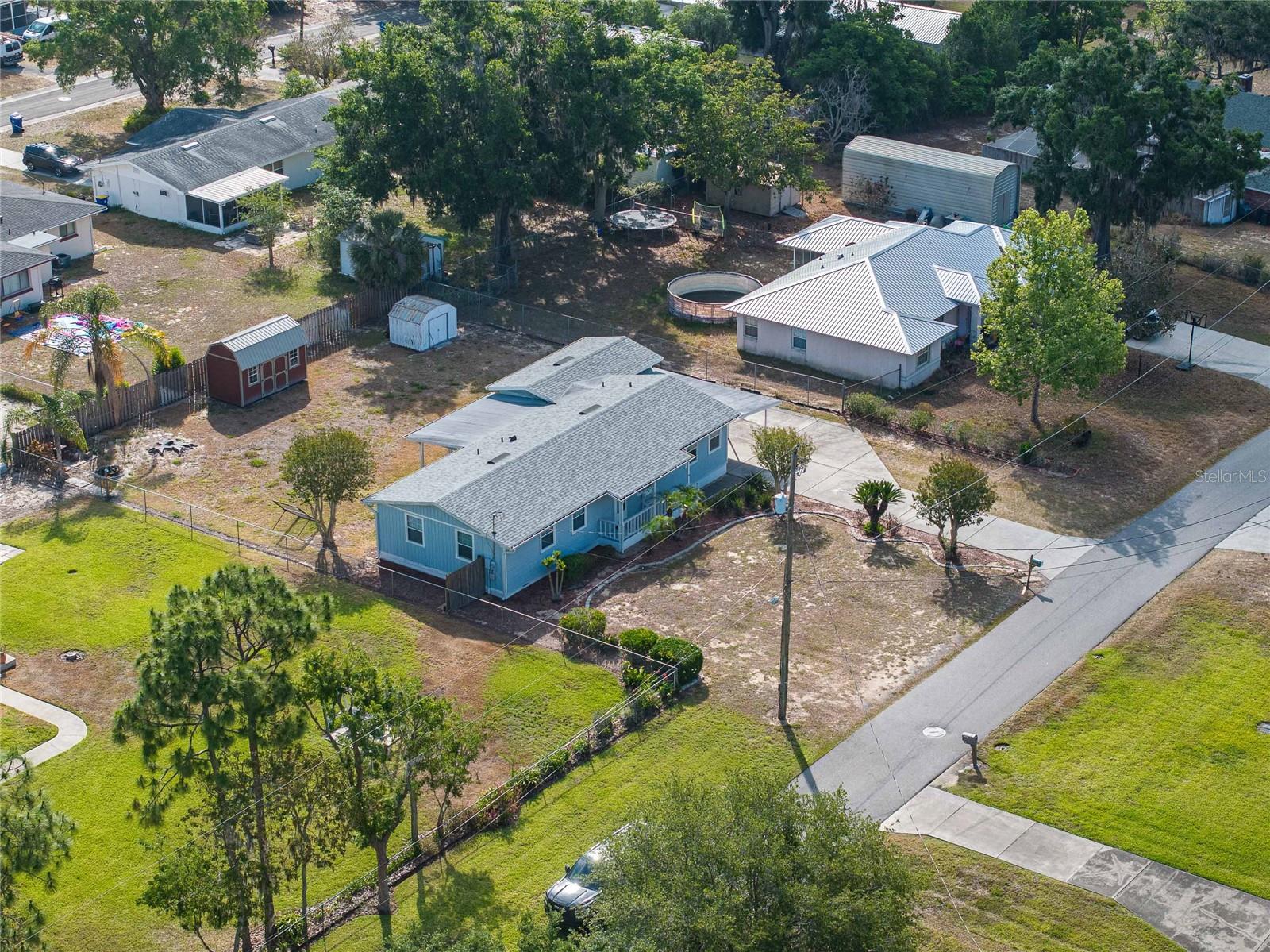 729 E Lake Ave, Eagle Lake, FL 33839 photo