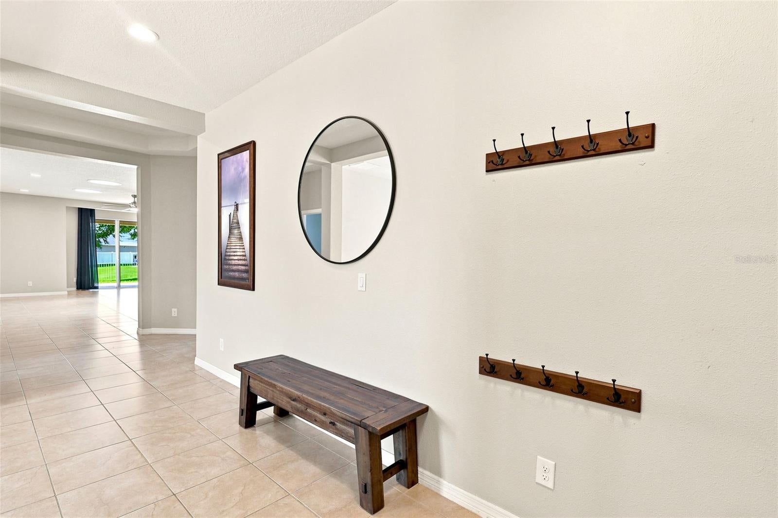 471 Breeders Cup Ct, Deland, FL 32724 photo