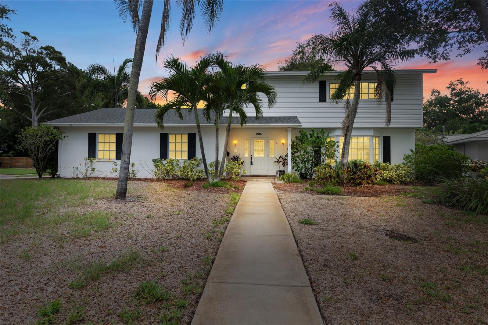 1901 Dormieone Rd, Saint Petersburg, FL 33710 photo