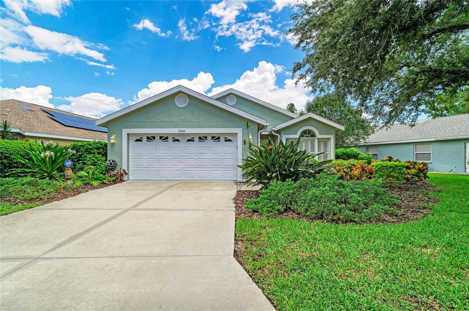 7488 Eleanor Cir, Sarasota, FL 34243 photo