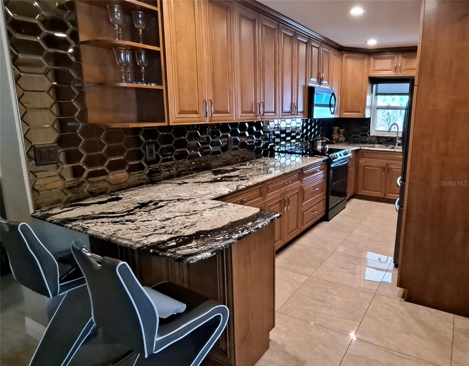 3964 22 Ave, Saint Petersburg, FL 33713 photo