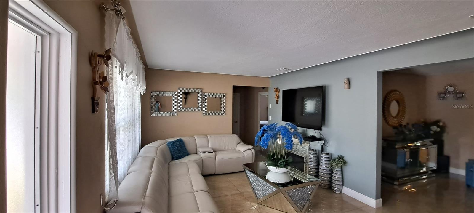 3964 22 Ave, Saint Petersburg, FL 33713 photo