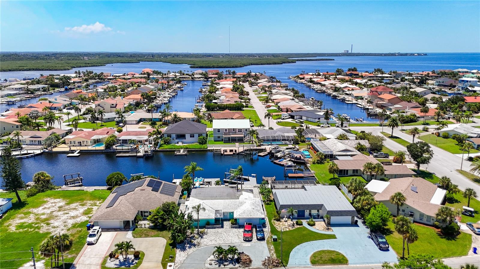 3516 Floramar Terrace, New Port Richey, FL 34652 photo