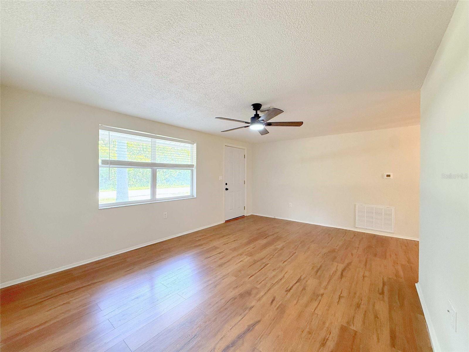 15839 Villa Dr, Hudson, FL 34667 photo