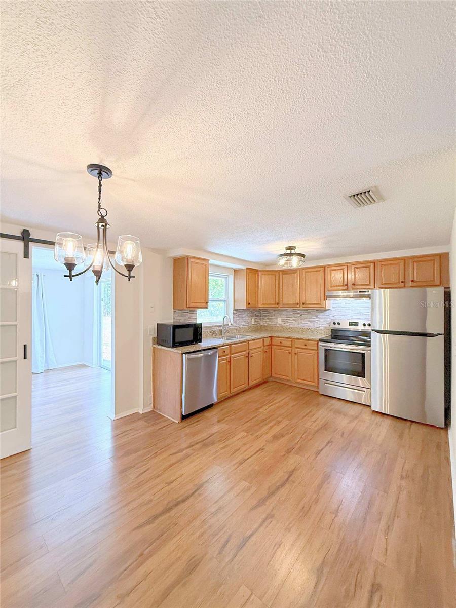 15839 Villa Dr, Hudson, FL 34667 photo