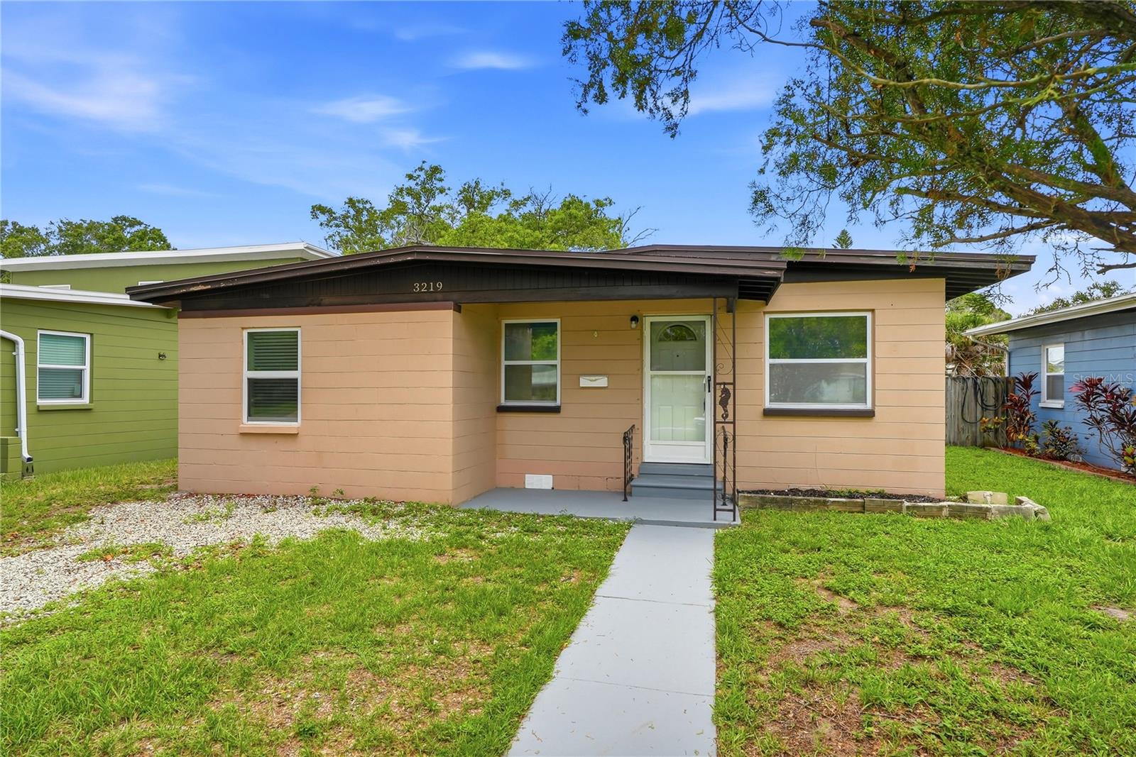 3219 40 St, Saint Petersburg, FL 33713