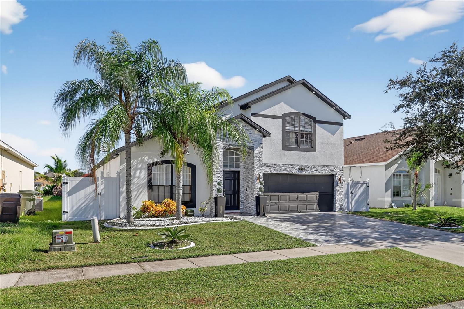 738 Hacienda Cir, Kissimmee, FL 34741 photo