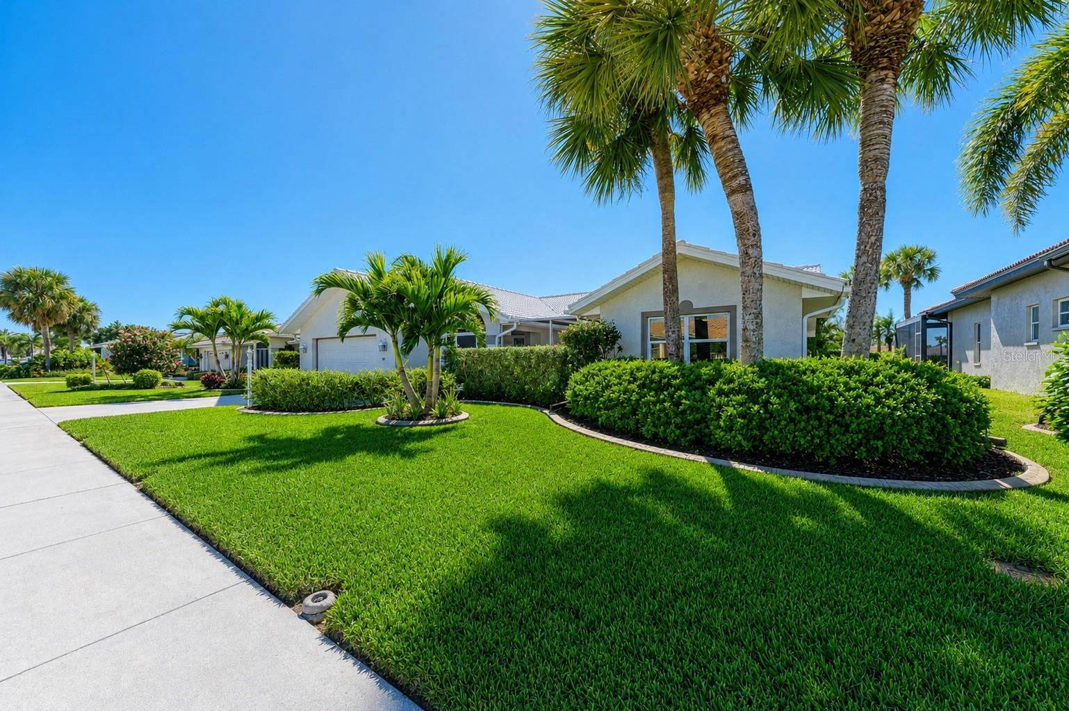 1679 Valley Dr, Venice, FL 34292 photo