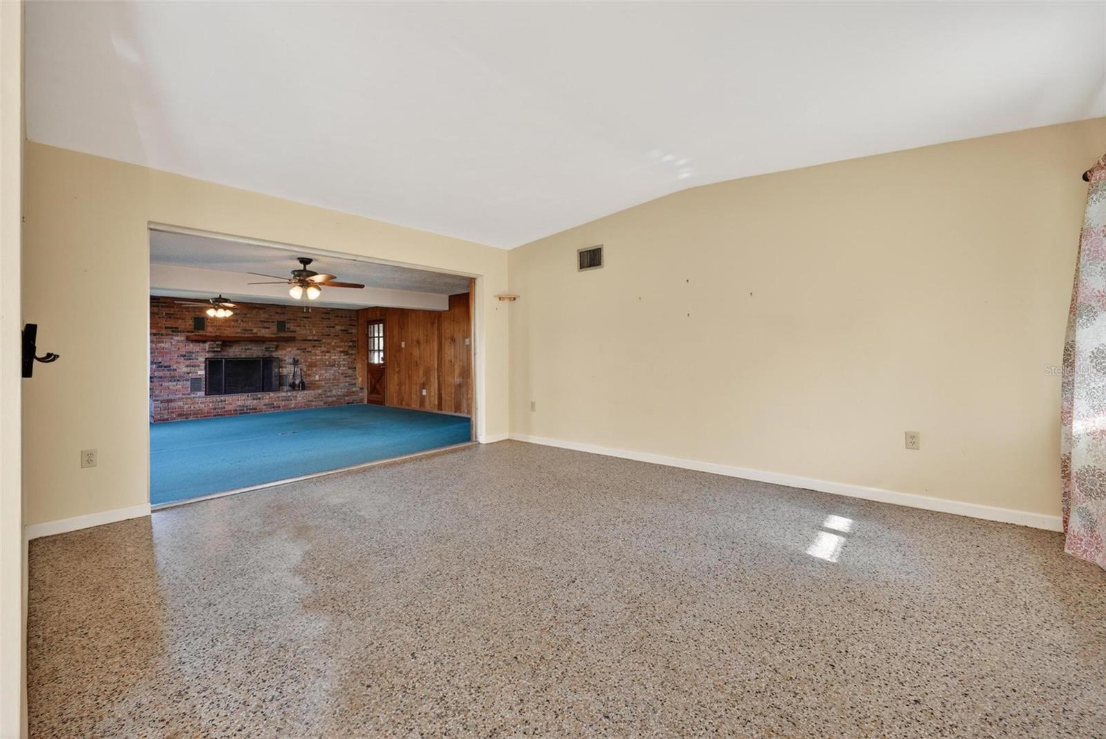 710 Twin Oaks Ln, Eustis, FL 32726 photo