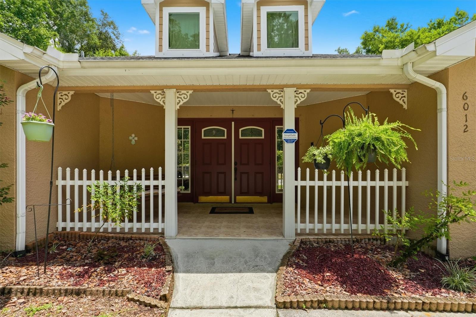 6012 Valley Spring Dr, Brooksville, FL 34601 photo