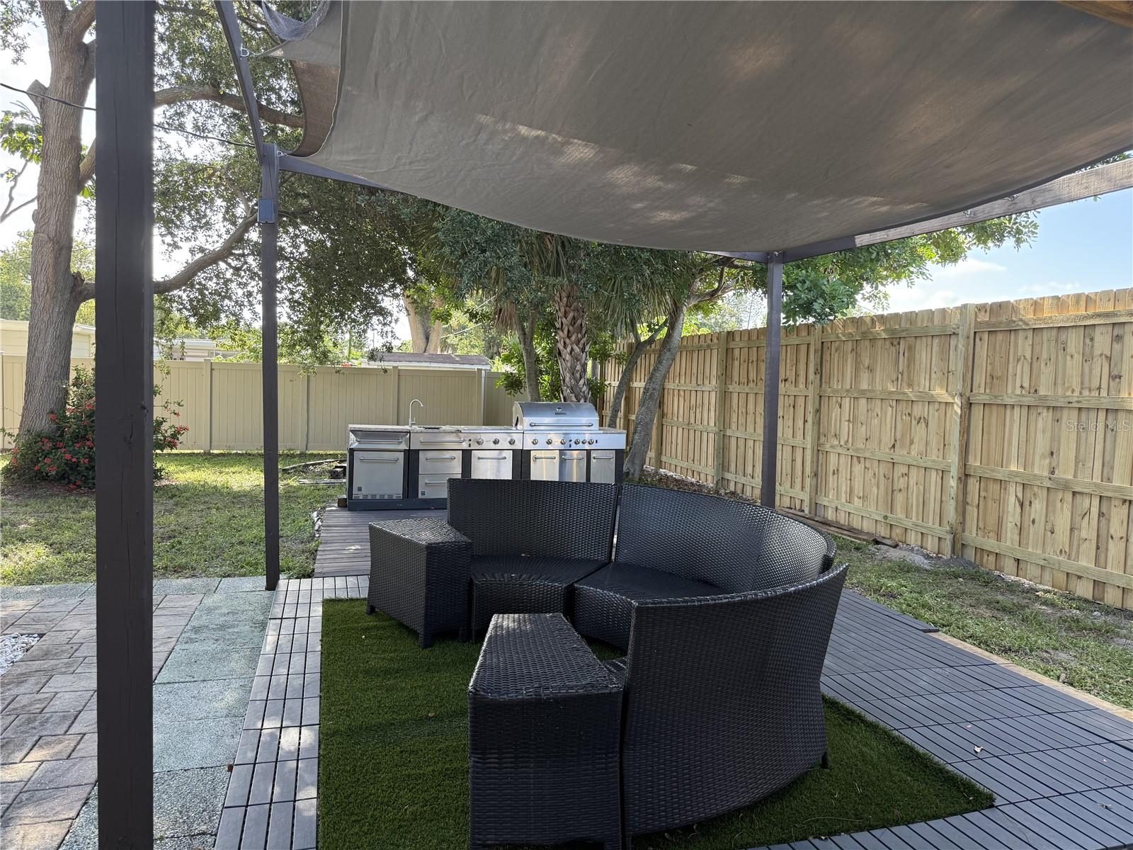 907 Fruitland Ave, Bradenton, FL 34207 photo