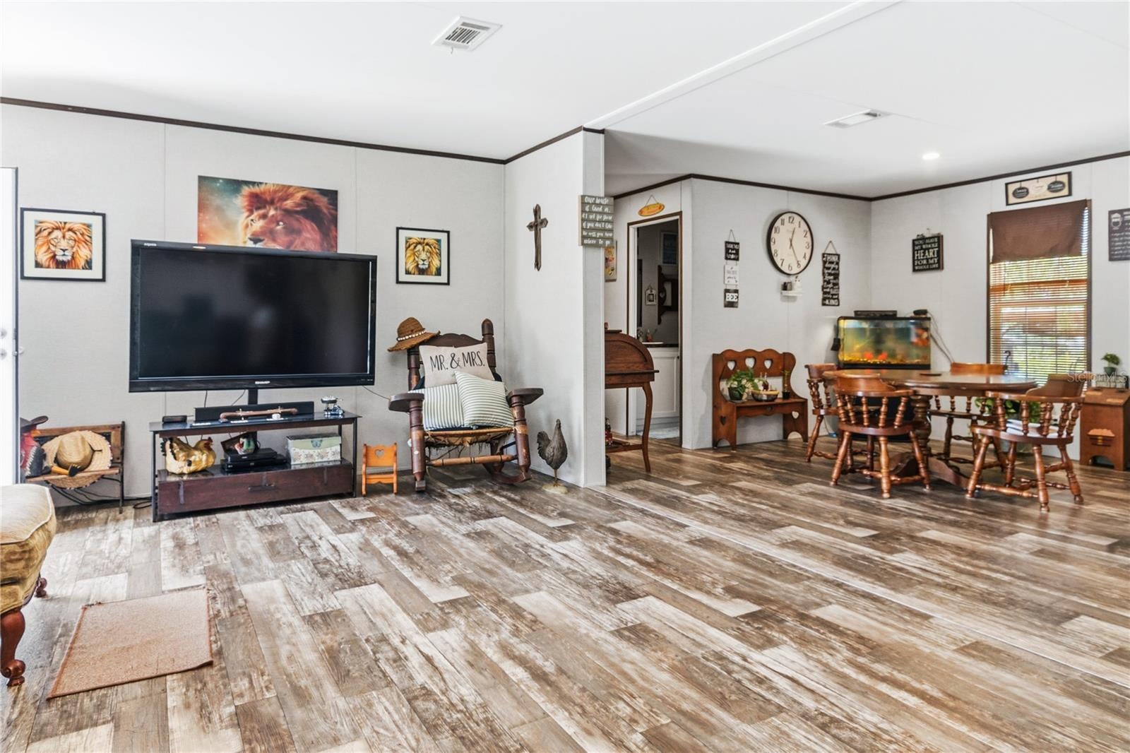 1833 E Sunnyside Dr, Lorida, FL 33857 photo
