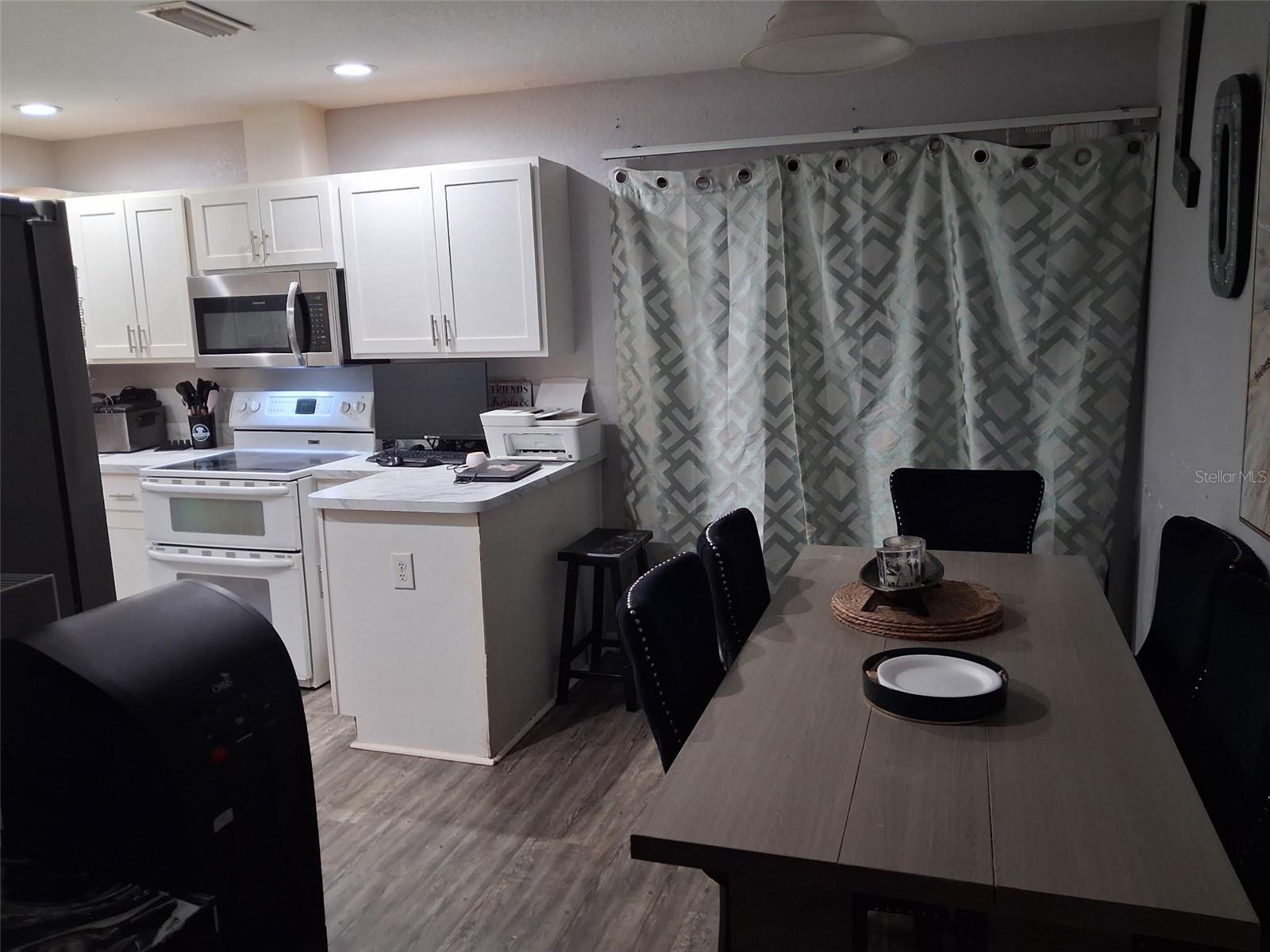 505 Holt Cir, Winter Haven, FL 33880 photo