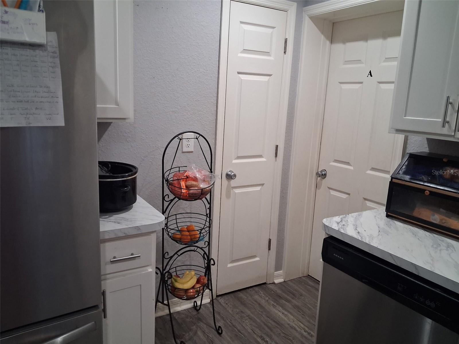 505 Holt Cir, Winter Haven, FL 33880 photo