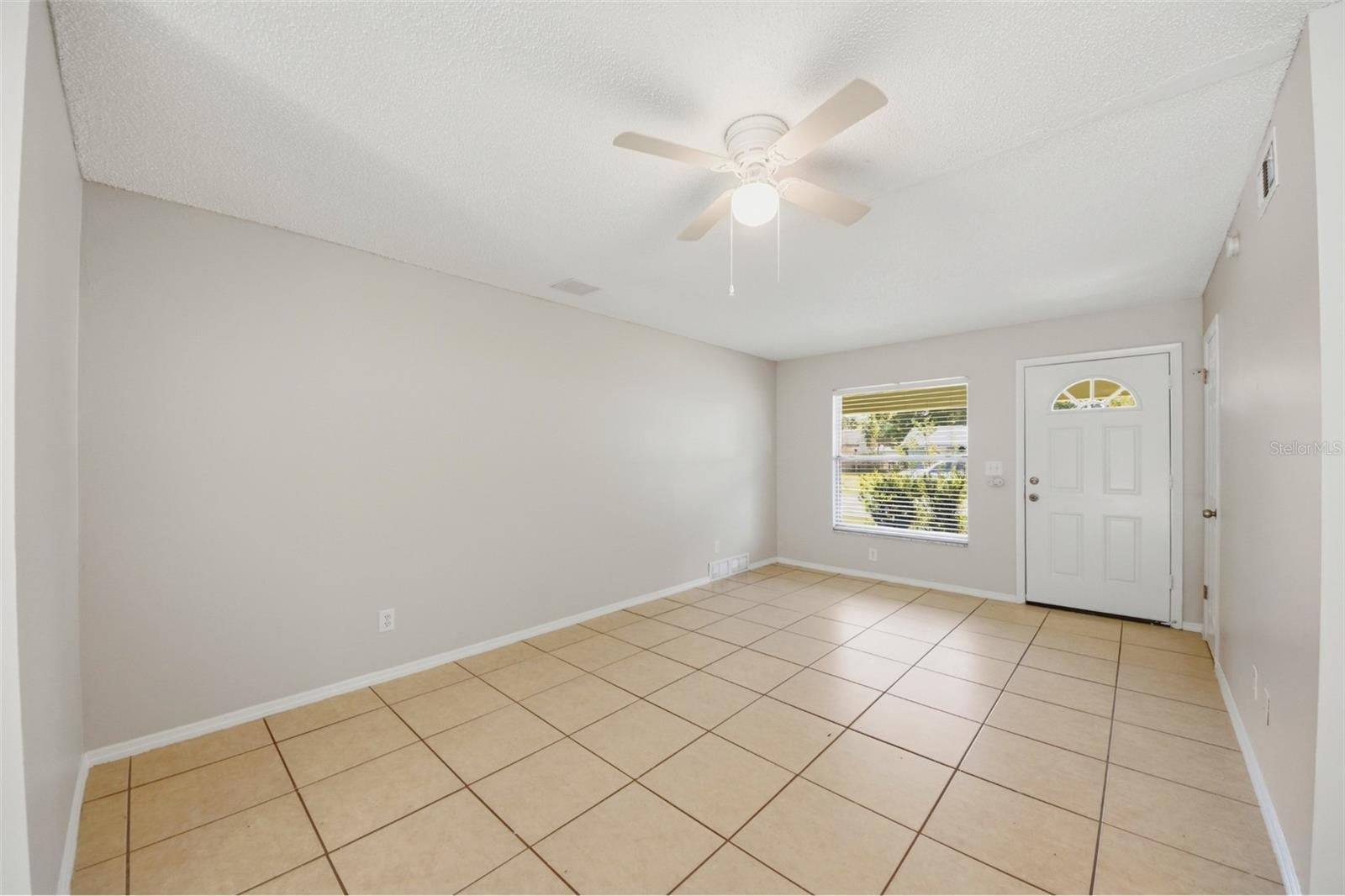 865 Rich Dr, Oviedo, FL 32765 photo