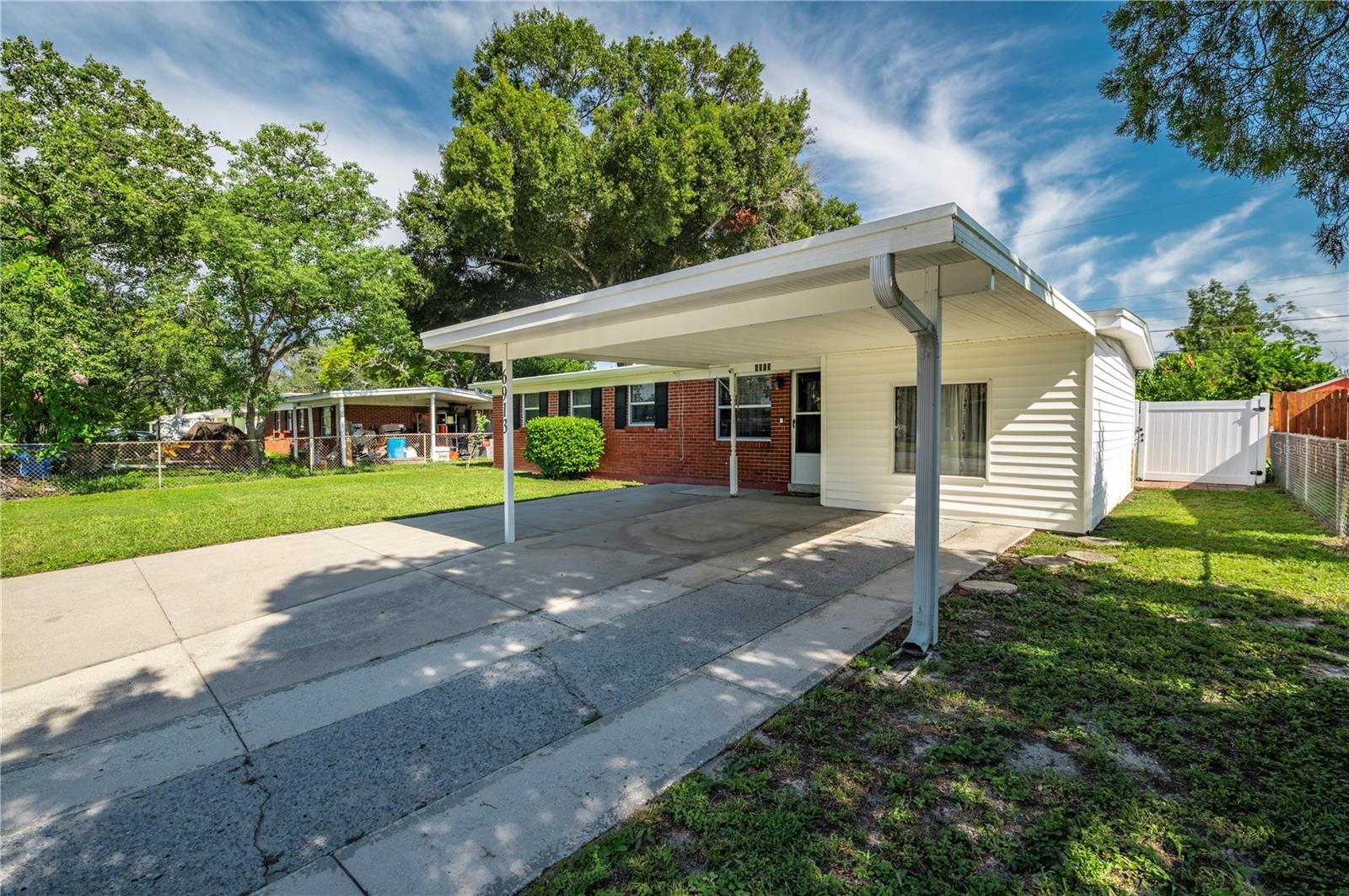 6913 W Clifton St, Tampa, FL 33634 photo