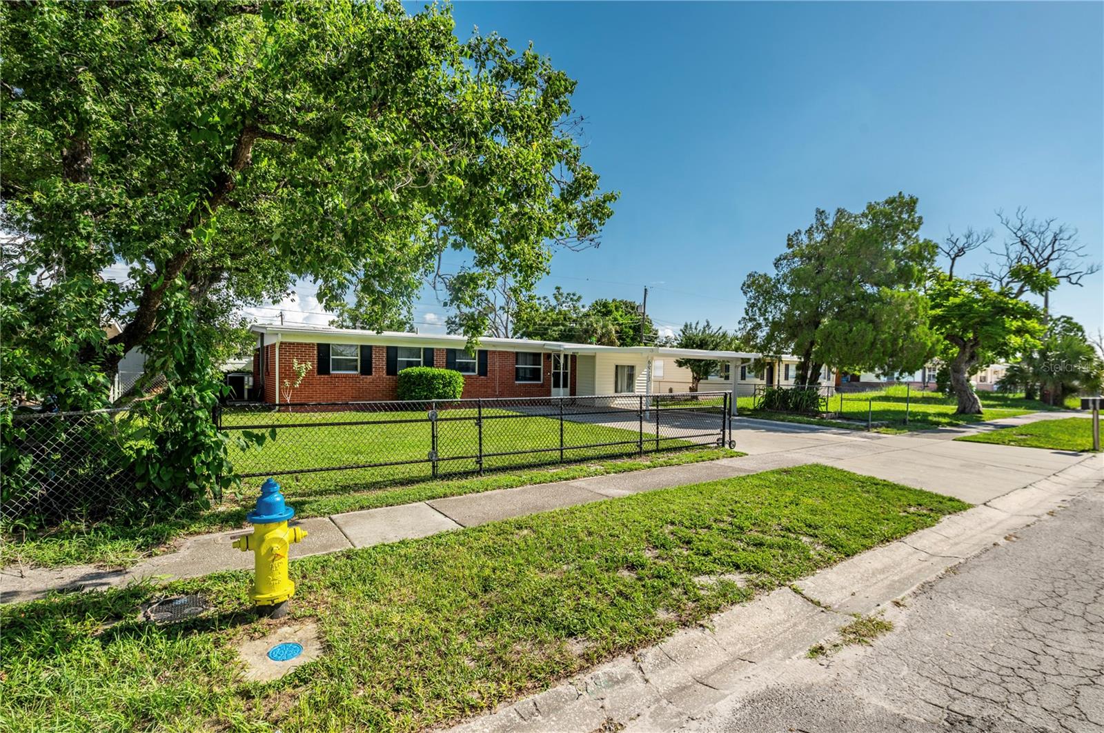 6913 W Clifton St, Tampa, FL 33634 photo