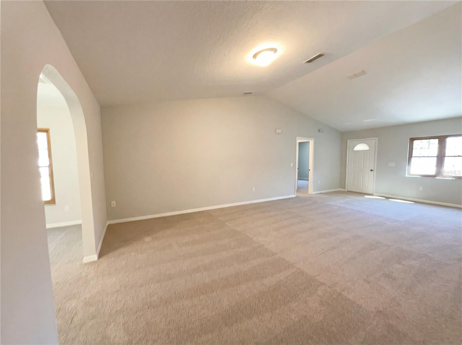 13824 SW 114 Cir, Dunnellon, FL 34432 photo