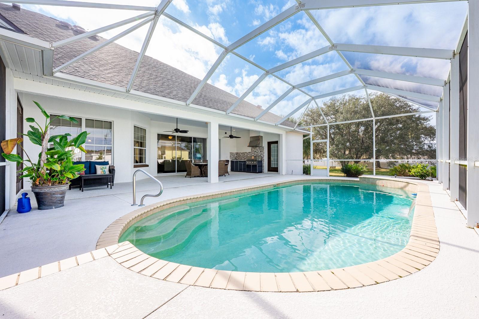 5092 NE 81 Blvd, Wildwood, FL 34785 photo