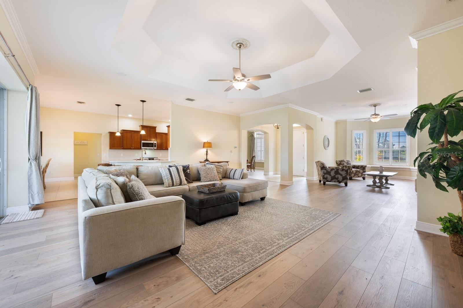 5092 NE 81 Blvd, Wildwood, FL 34785 photo
