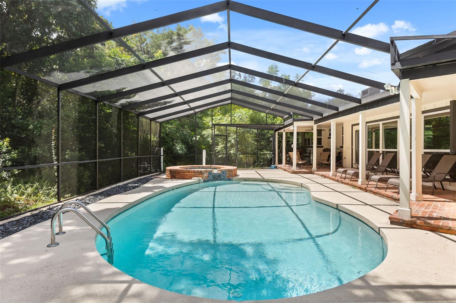 1602 Country Club Rd, Eustis, FL 32726 photo