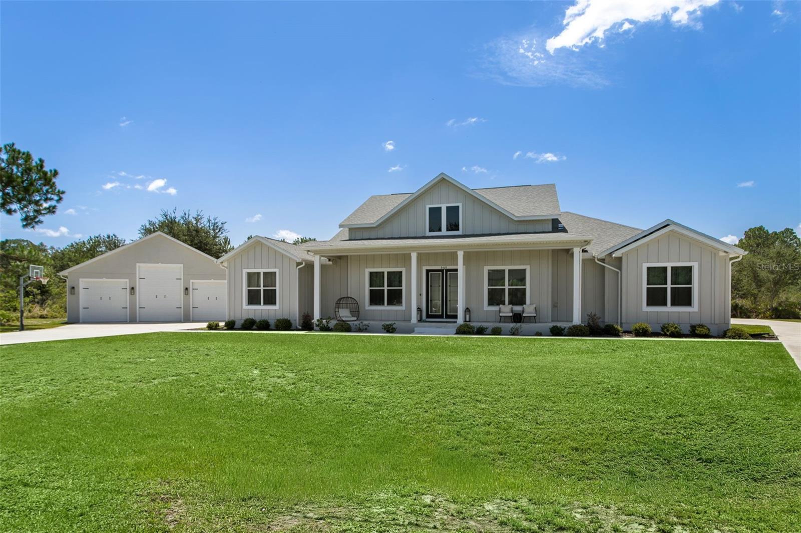 8408 Woodleaf Blvd, Wesley Chapel, FL 33544