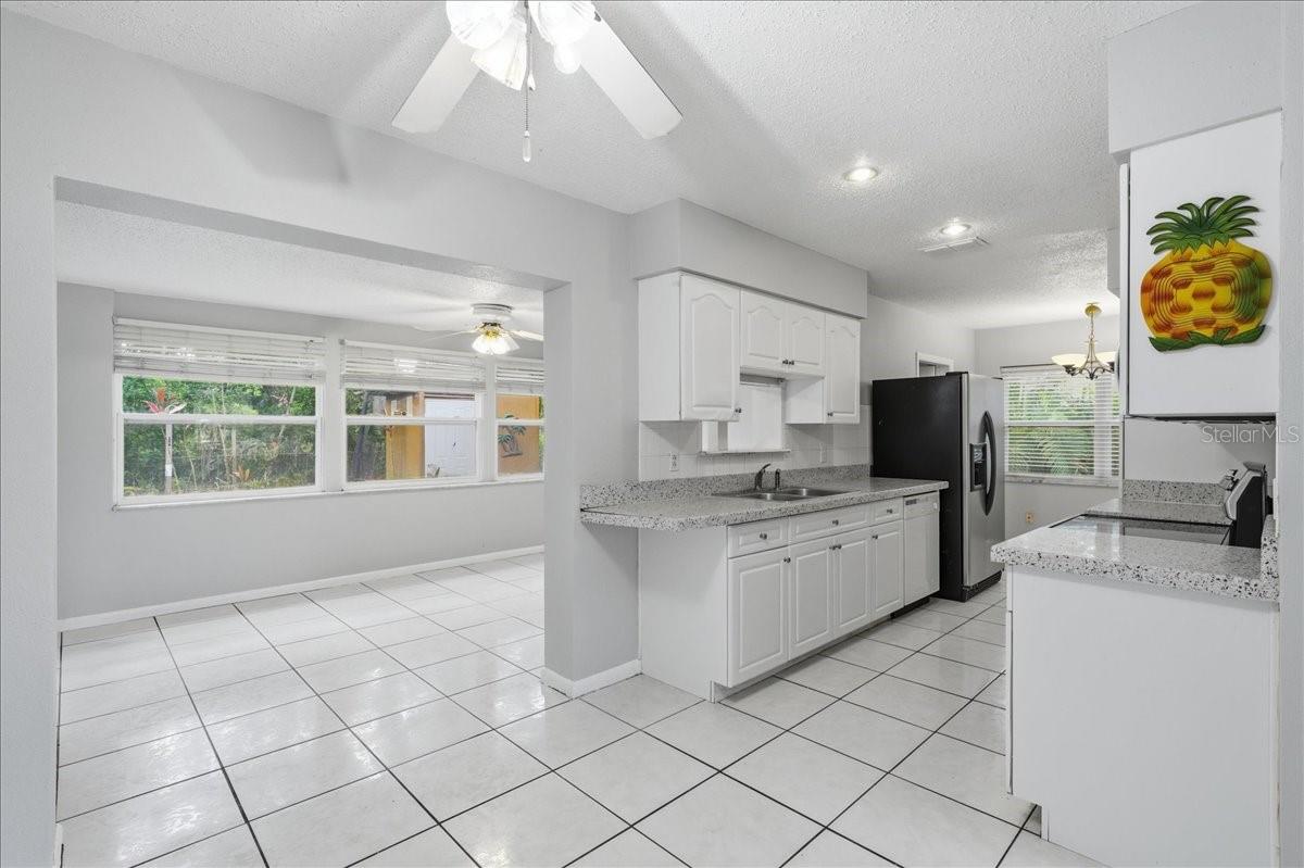 15005 Monet Dr, Tampa, FL 33613 photo