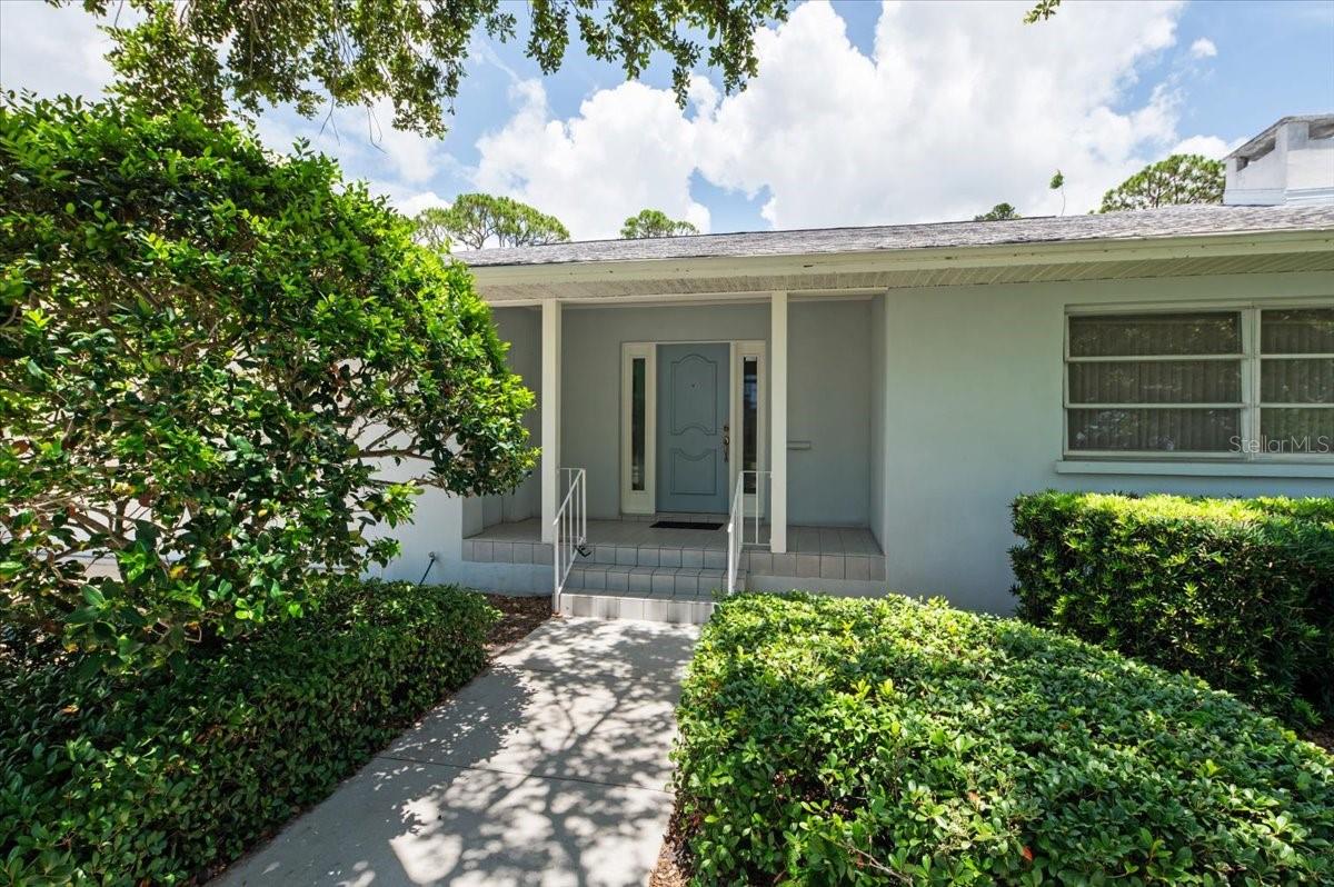 1541 Flower Dr, Sarasota, FL 34239 photo