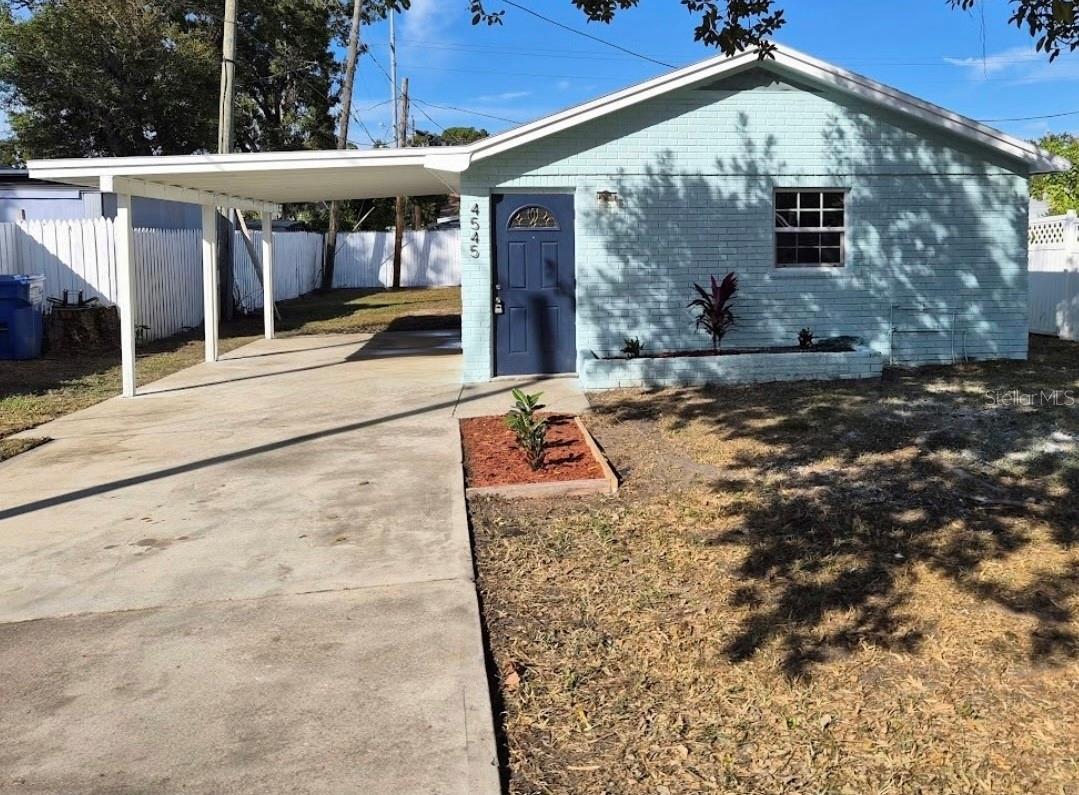 4545 12 Ave, Saint Petersburg, FL 33711 photo
