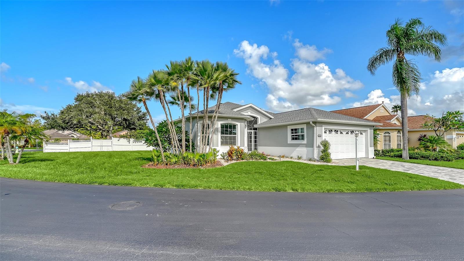 4444 Edinbridge Cir, Sarasota, FL 34235