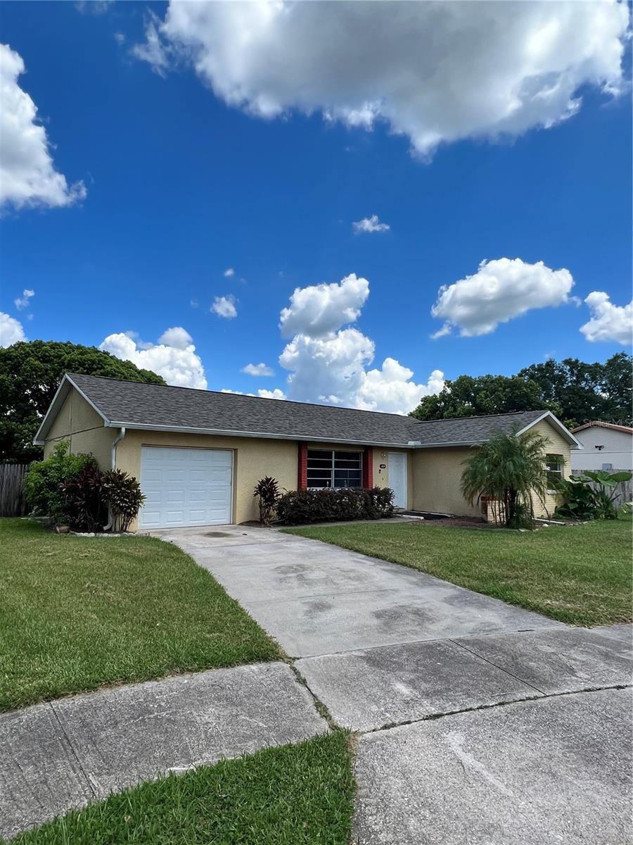 1313 Summer Breeze Rd, Orlando, FL 32822
