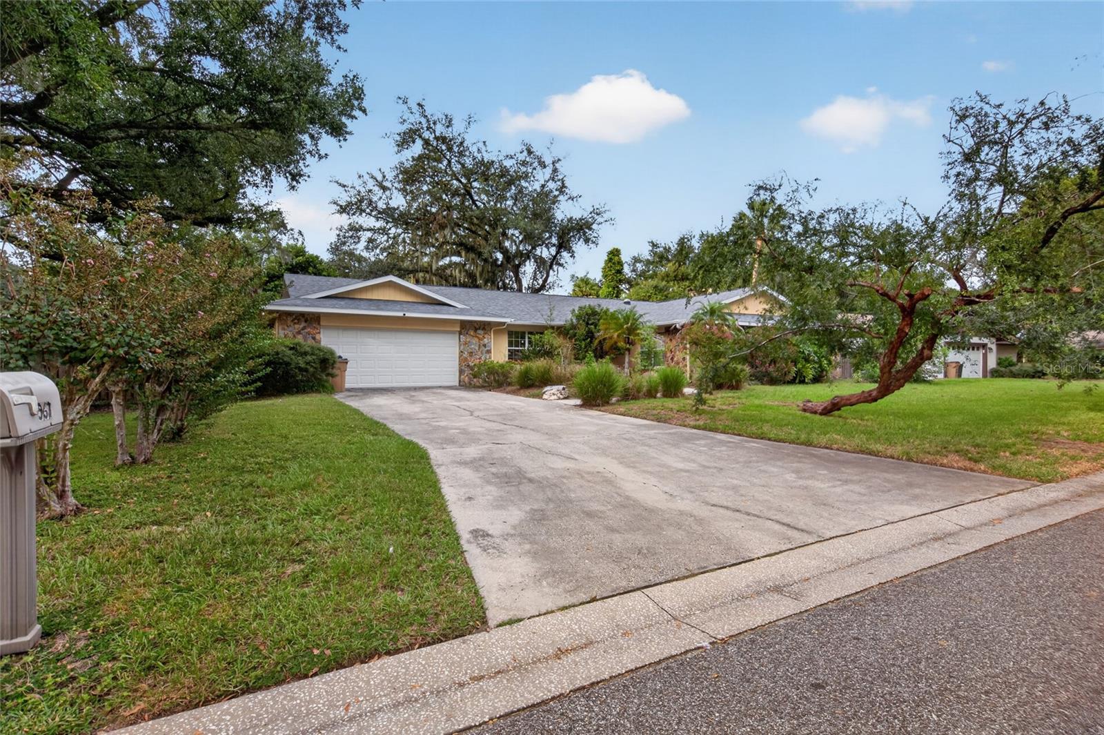 531 Garrard Dr, Temple Terrace, FL 33617 photo