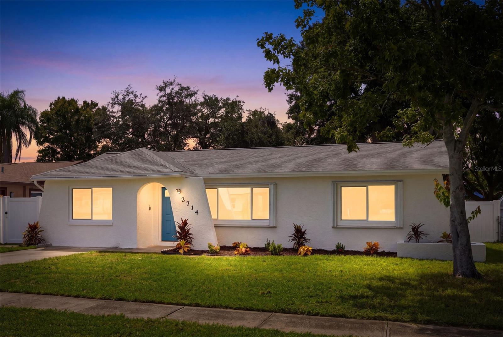 2714 Mary Sue St, Largo, FL 33774 photo