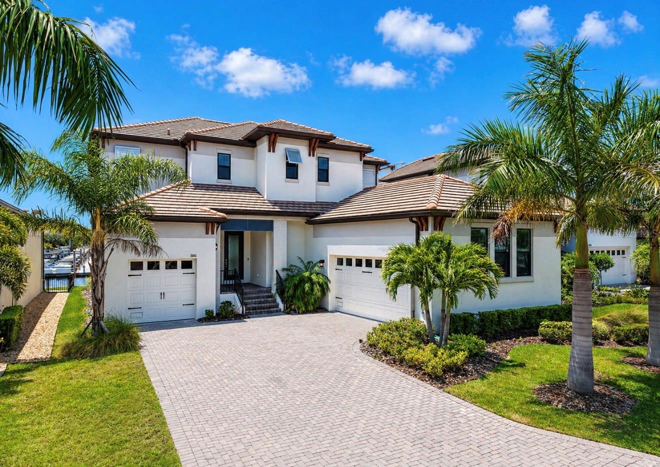 3016 Christophers Watch Ln, Ruskin, FL 33570
