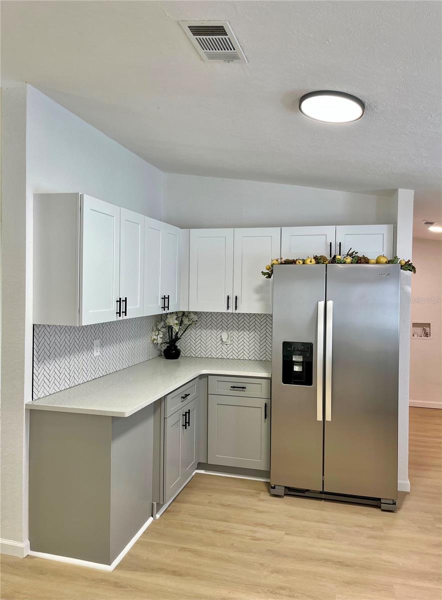 109 3 St, Orlando, FL 32824 photo