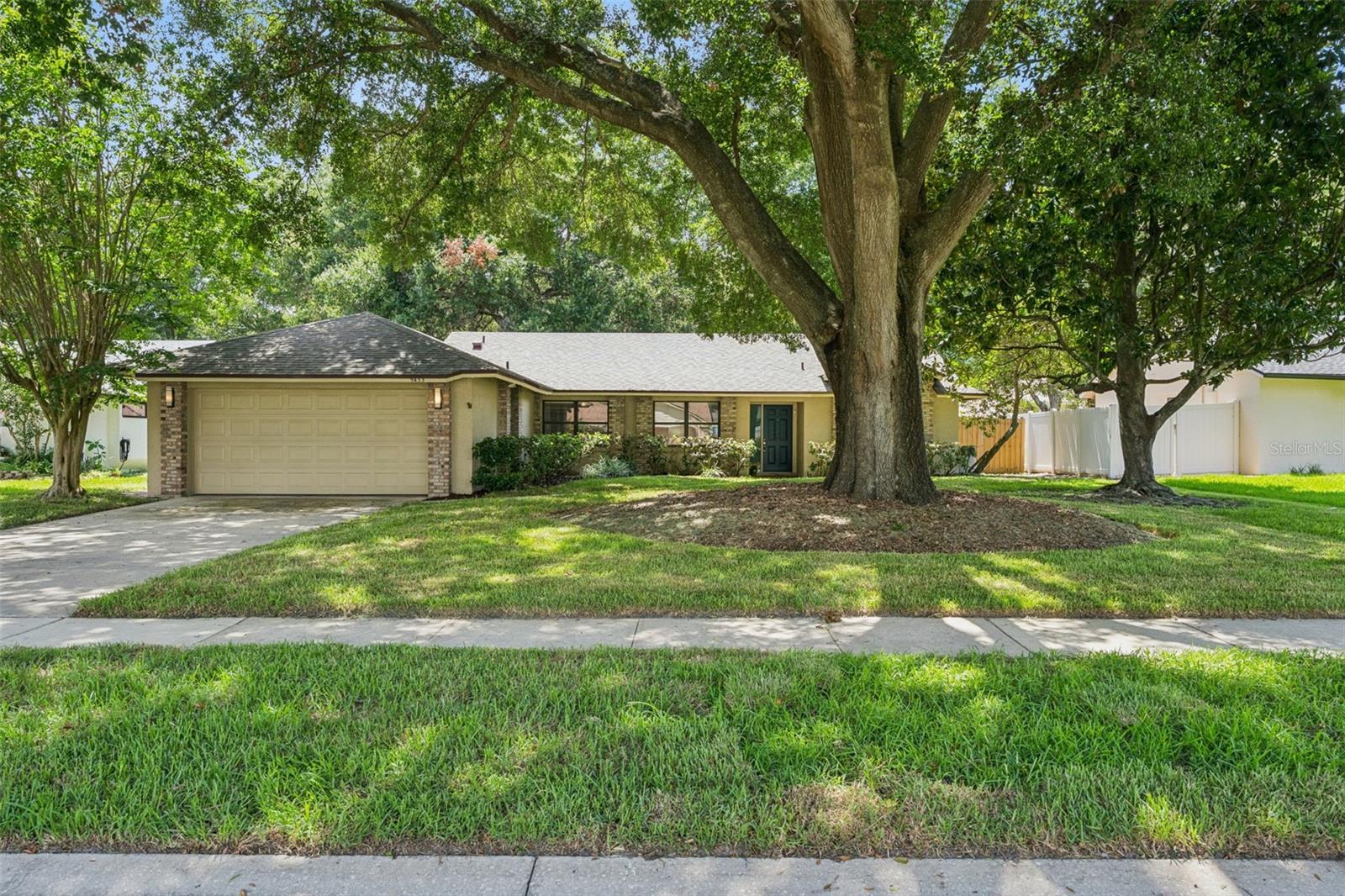 9433 Palm Tree Dr, Windermere, FL 34786 photo