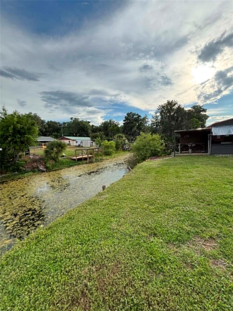 919 County Road 482d, Lake Panasoffkee, FL 33538 photo