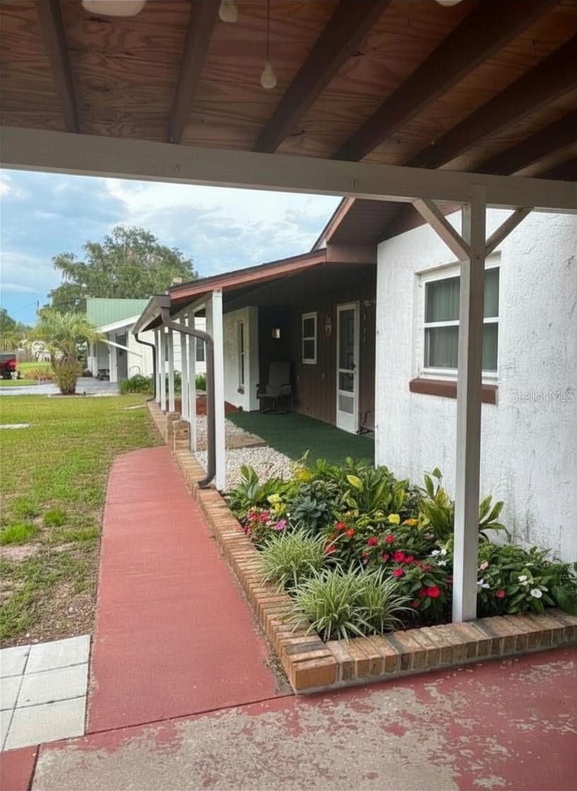 919 County Road 482d, Lake Panasoffkee, FL 33538 photo