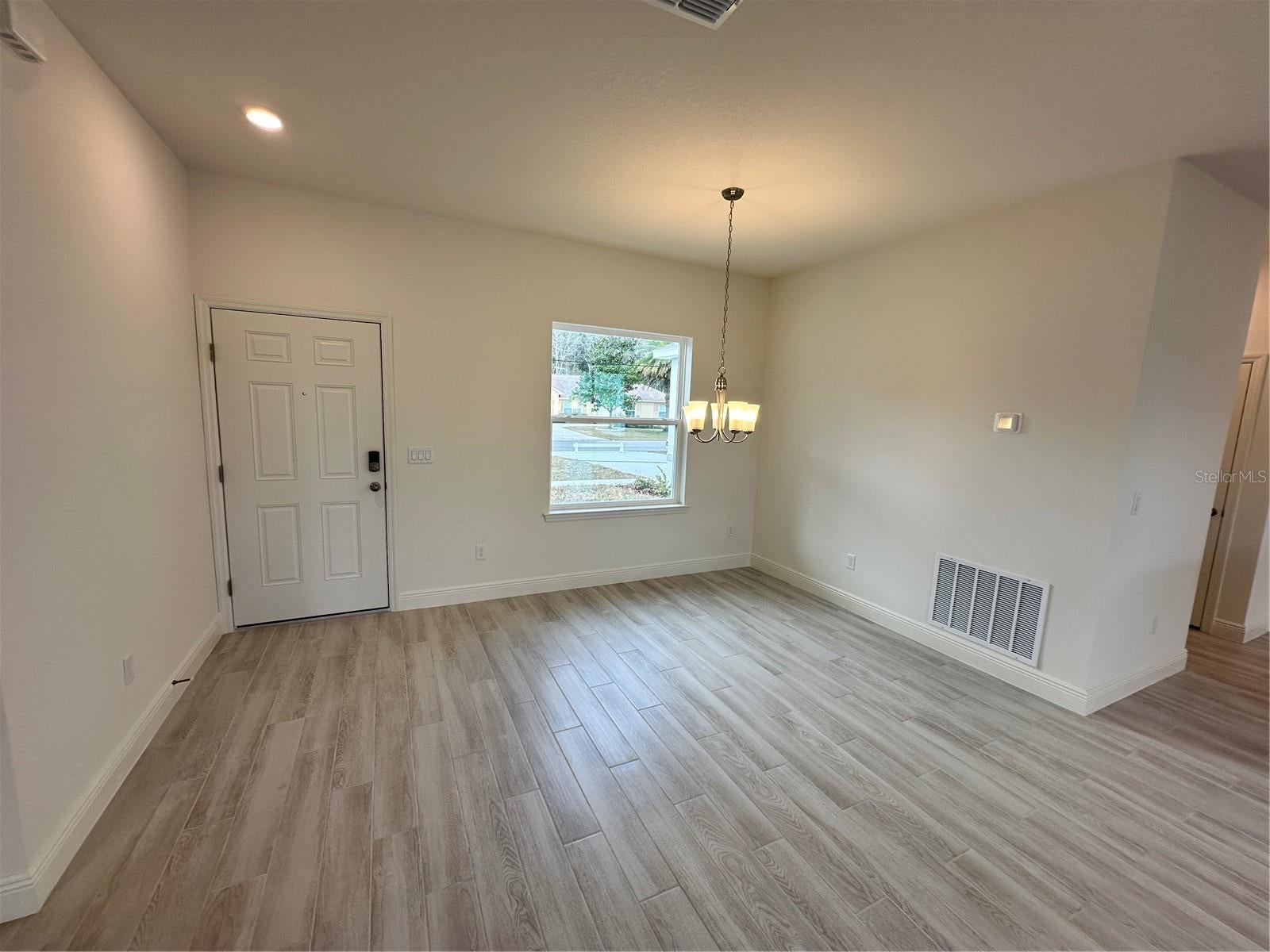 14 Londonderry Dr, Palm Coast, FL 32137 photo