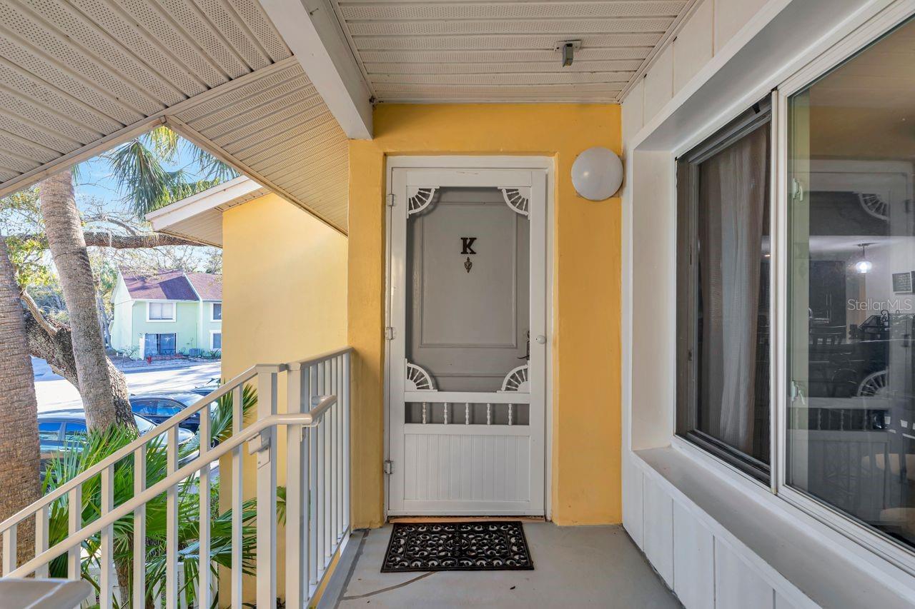 3765 41 St, Saint Petersburg, FL 33711
