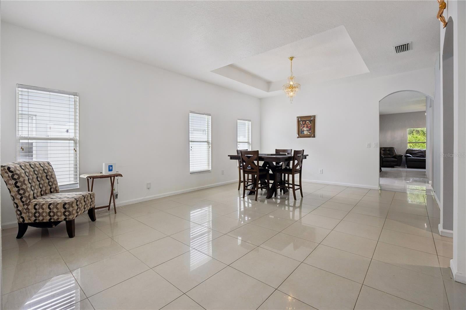 10802 Arbor View Blvd, Orlando, FL 32825 photo