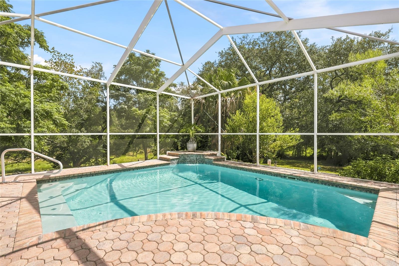 8206 Nightingale Rd, Weeki Wachee, FL 34613 photo