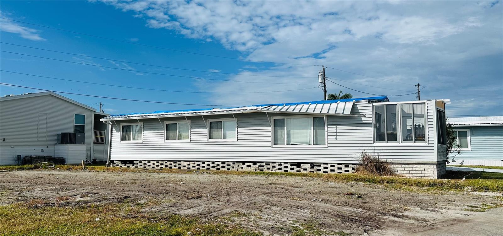 361 Tampico Dr, Palmetto, FL 34221 photo