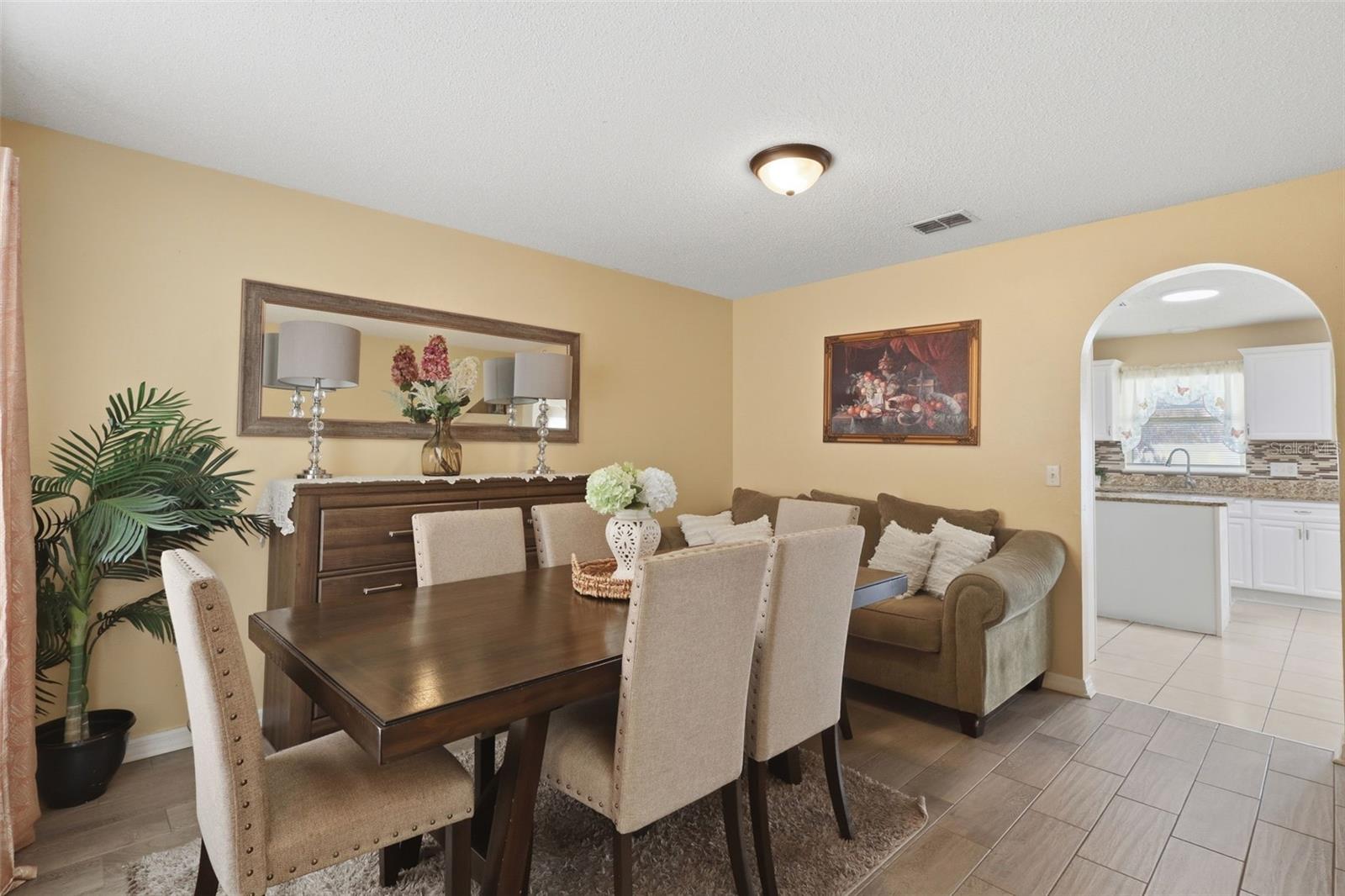 1142 Normandy Dr, Kissimmee, FL 34759 photo