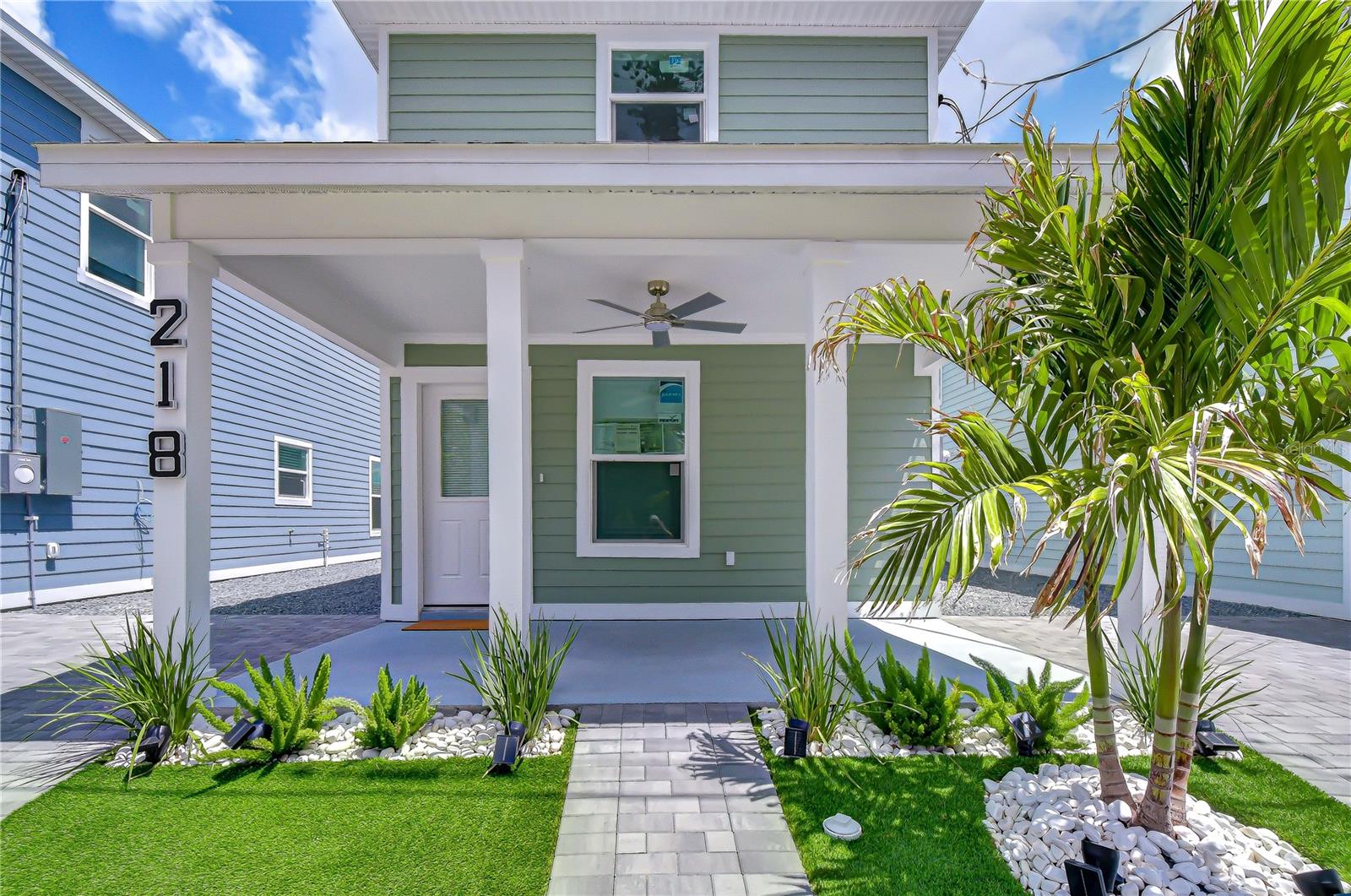 218 8 Avenue Dr, Bradenton, FL 34205