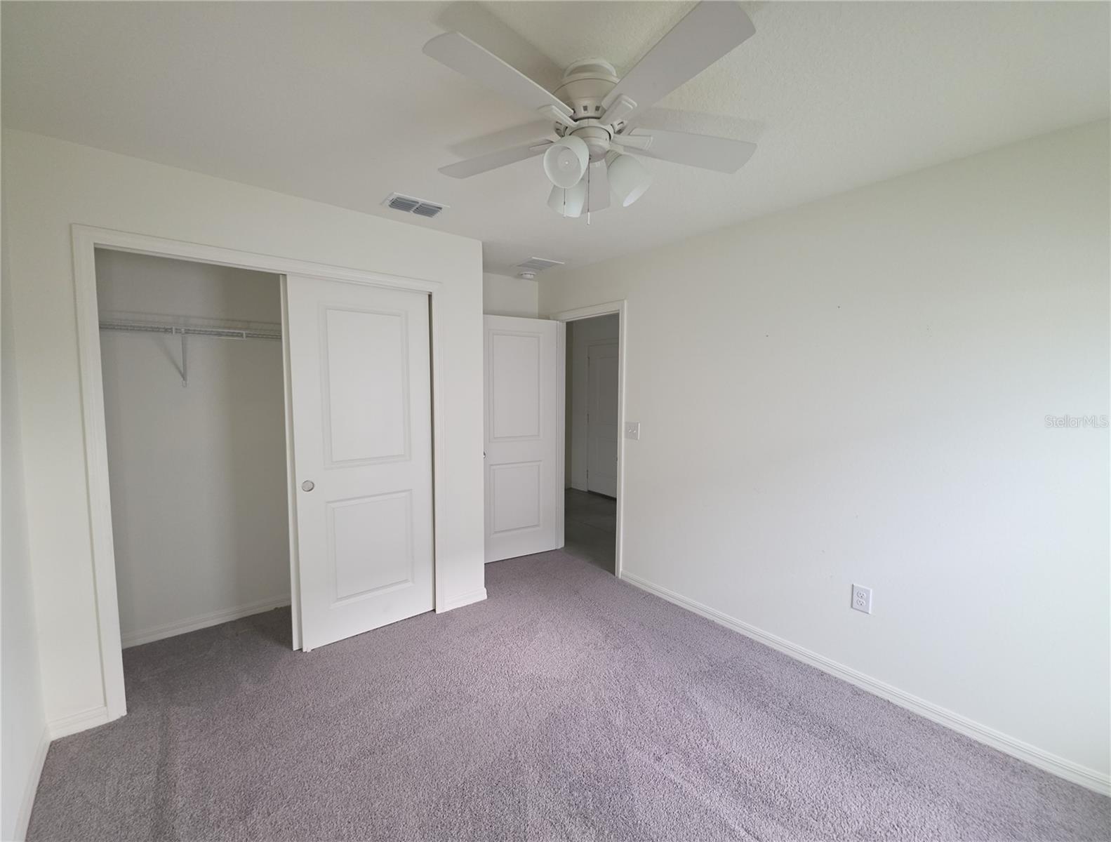 2894 Mosshire Cir, Saint Cloud, FL 34772 photo
