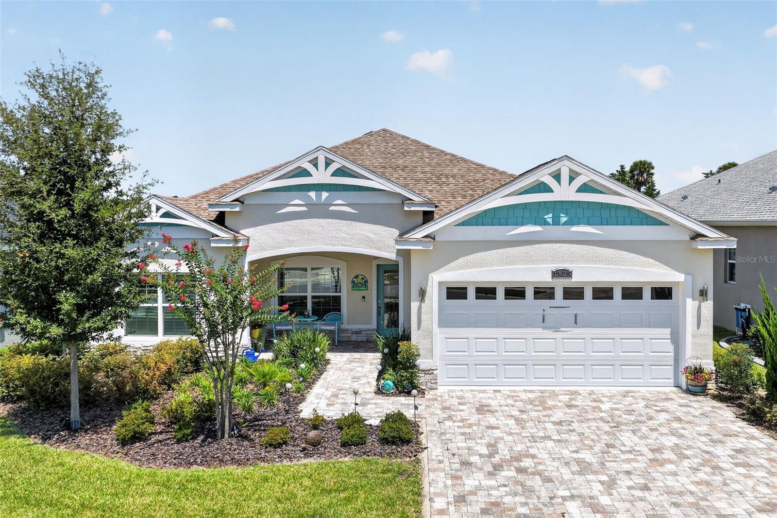 12615 49 Dr, Oxford, FL 34484