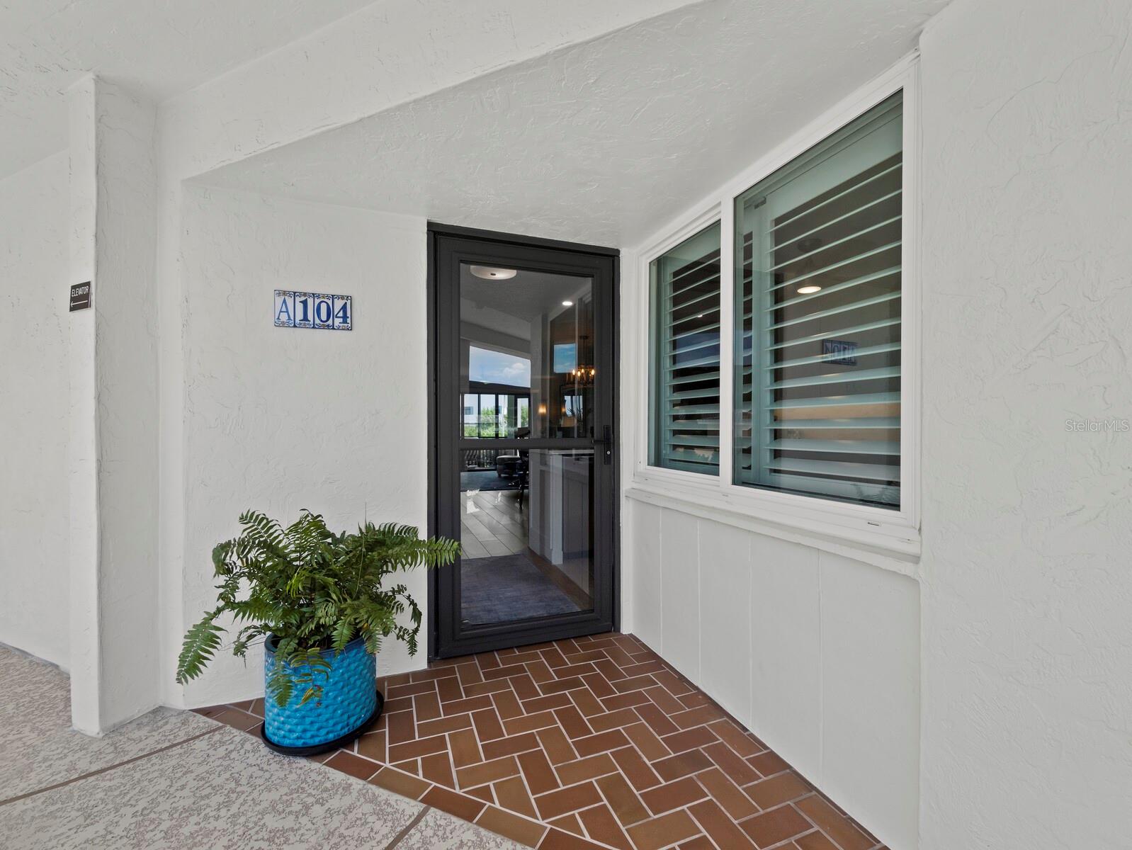 448 Gulf Of Mexico Dr #A 104, Longboat Key, FL 34228 photo