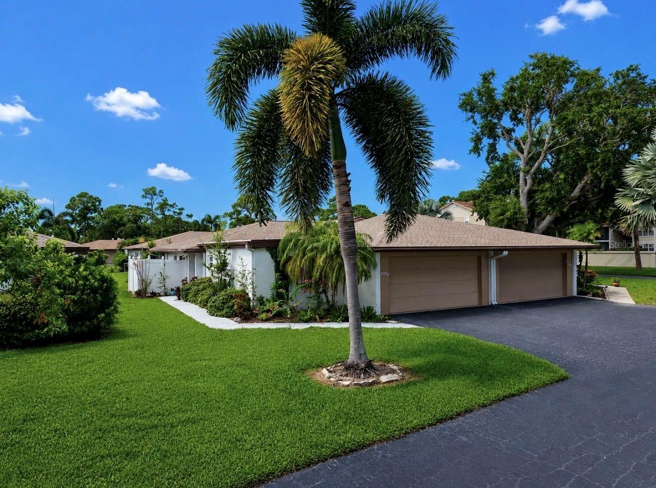 3506 Auburn Ct #230, Sarasota, FL 34231 photo